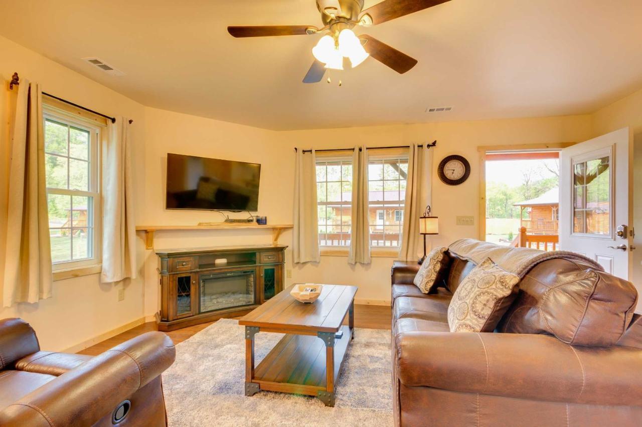 Newly Built Smoky Mountain Cabin Near Bryson City! Екстер'єр фото